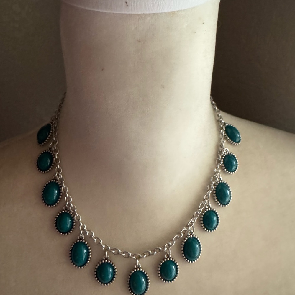 Elegant Silver and Teal Necklace